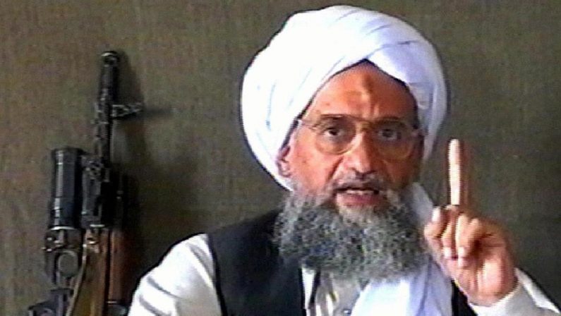 Il leader di al Qaeda al Zawahiri ucciso in un raid Usa, Biden: «Giustizia è fatta»