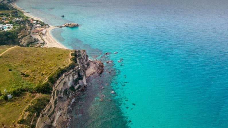 La Baia di Riaci miglior spiaggia d’Italia per le immersioni secondo il National Geographic