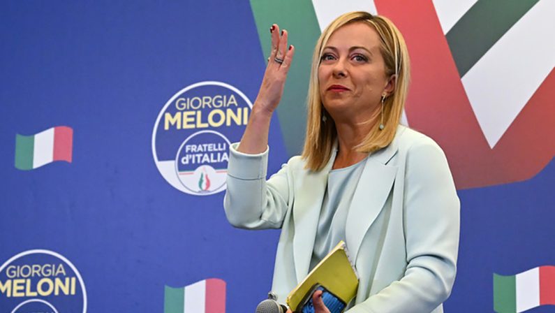 In Europa pesa più la partenza di Draghi che la vittoria larga di Meloni