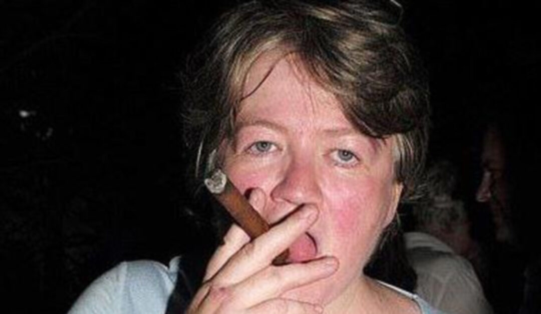 Thérèse Coffey sol sigaro