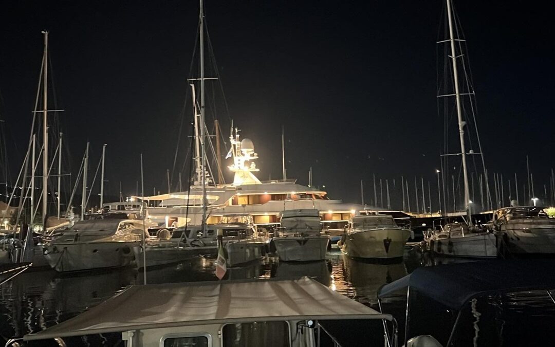 Il TM Blue One di Valentino in porto a Vibo Marina