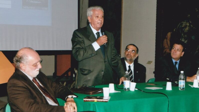 Cosenza, morto a 87 anni l'ex assessore regionale Pasqualino Perfetti