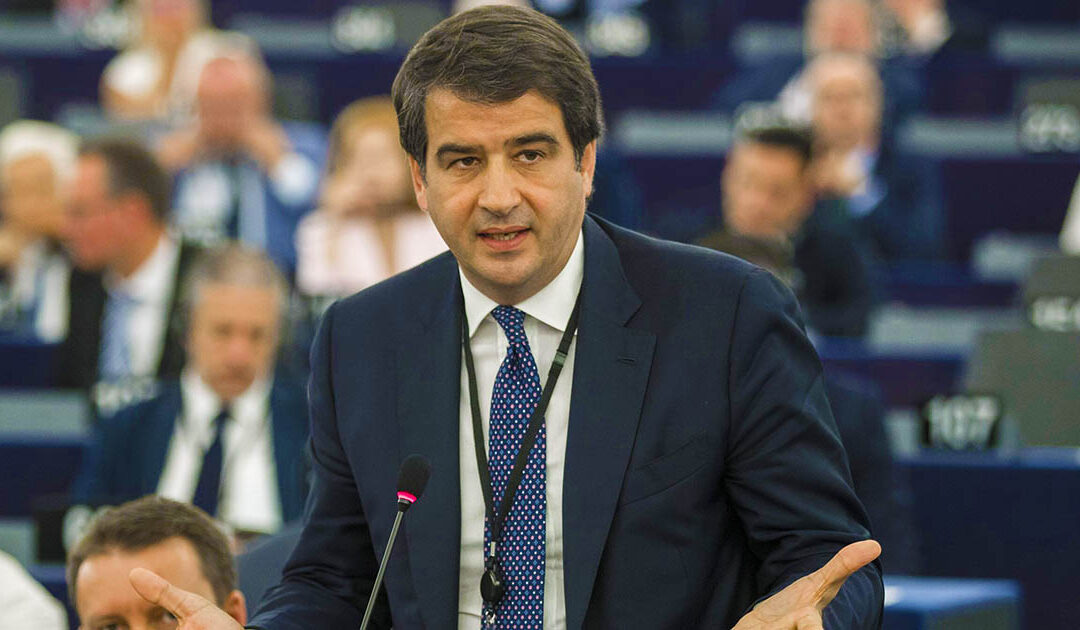 Raffaele Fitto, ministro per gli Affari europei e il Pnrr