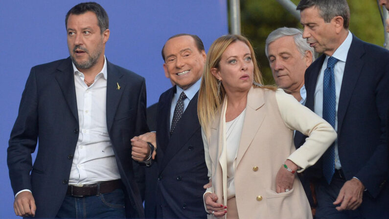 Forza Italia destinata a svuotarsi: l’eredità di Silvio si disperderà in mille rivoli