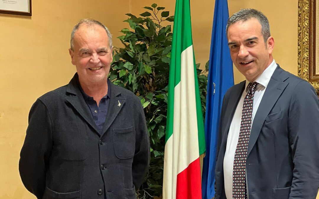 Il ministro Roberto Calderoli insieme al presidente della Regione Calabria Roberto Occhiuto