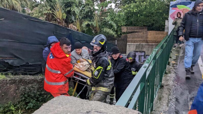 Ischia, disastrosa frana a Casamicciola: 1 morto e 12 dispersi - FOTO