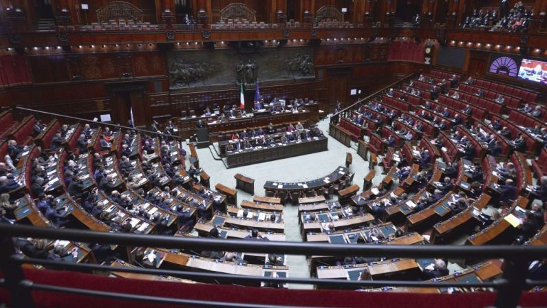 Decreto Sud, assalto alla spesa, tanti emendamenti, poche coperture