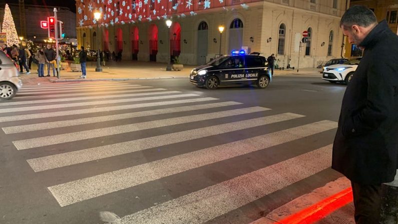 A Bari strisce pedonali salvavita che si illuminano di rosso