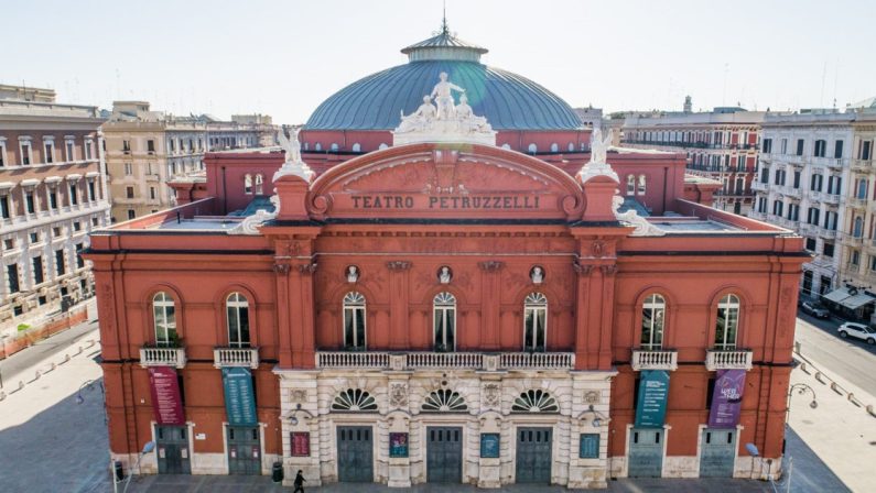 Al Teatro Petruzzelli di Bari arrivano i concerti del mattino