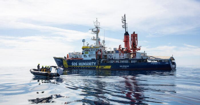 Humanity 1 sbarcata a Bari: 60 minori accolti a Brindisi. A bordo "Condizioni mediche terribili"