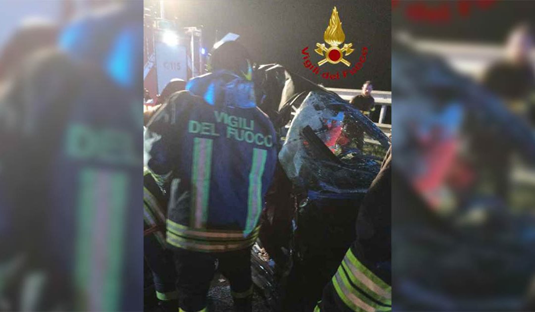 I soccorsi dei vigili del fuoco