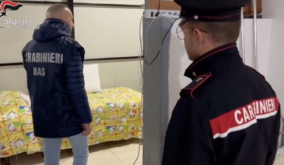 Anziani disabili in casa di risposo abusiva a Bova Marina, 3 denunciati