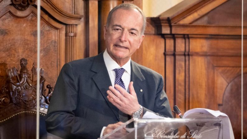 Addio a Franco Frattini, funerali di Stato per l’ex ministro degli Esteri