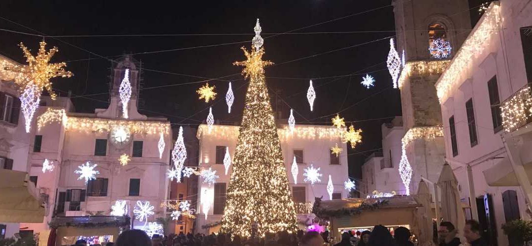 Polignano a Mare durante un Natale - foto viaggiareinpuglia.it