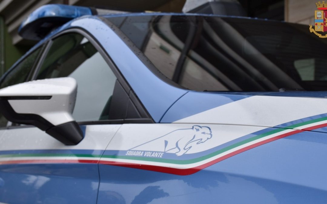 Sorpreso con armi in auto: un arresto a Reggio Calabria