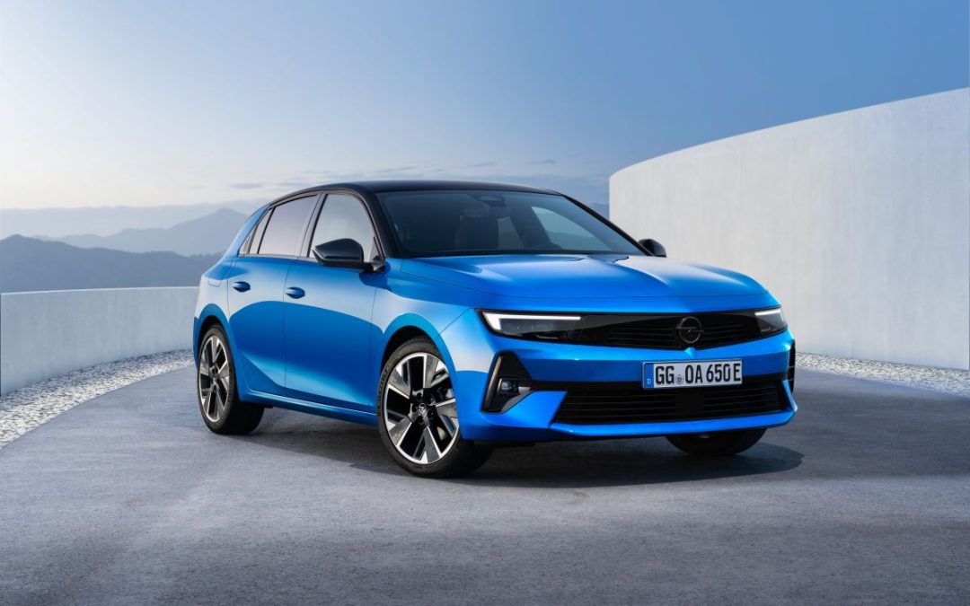 Astra Electric guida la gamma Opel al Salone di Bruxelles