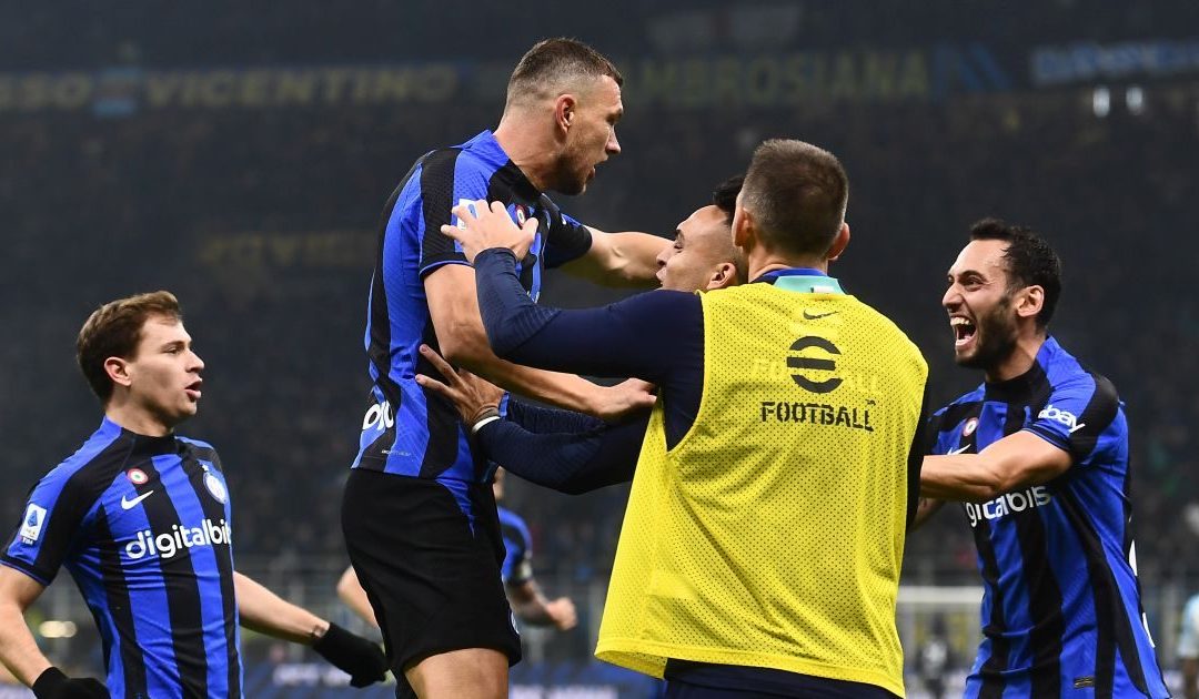 Dzeko esulta