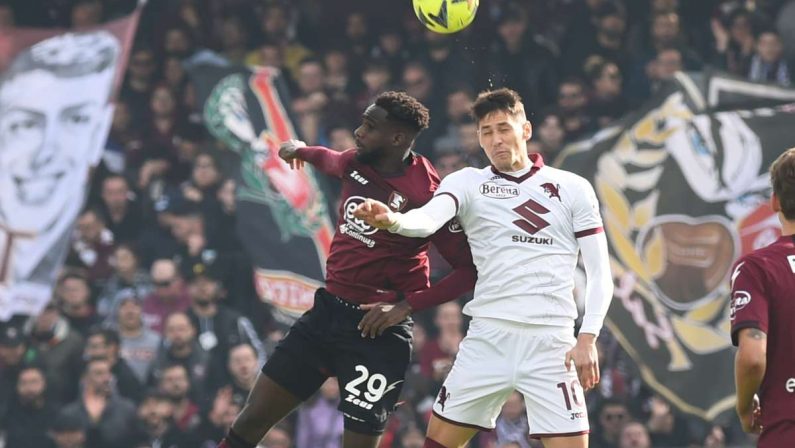 Vilhena risponde a Sanabria, Salernitana-Torino 1-1