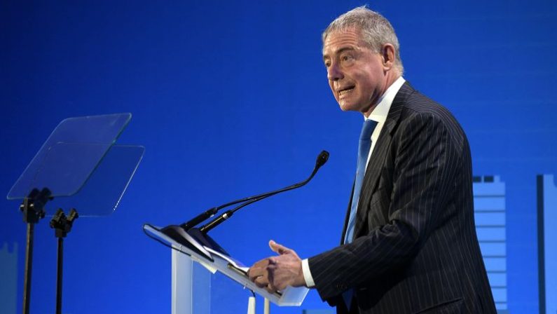 Tlc, Urso “Subito un tavolo di confronto, si riunirà in modo cadenzato”
