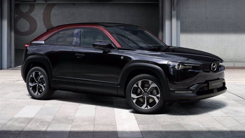 Mazda presenta la MX-30 e-Skyactiv R-EV