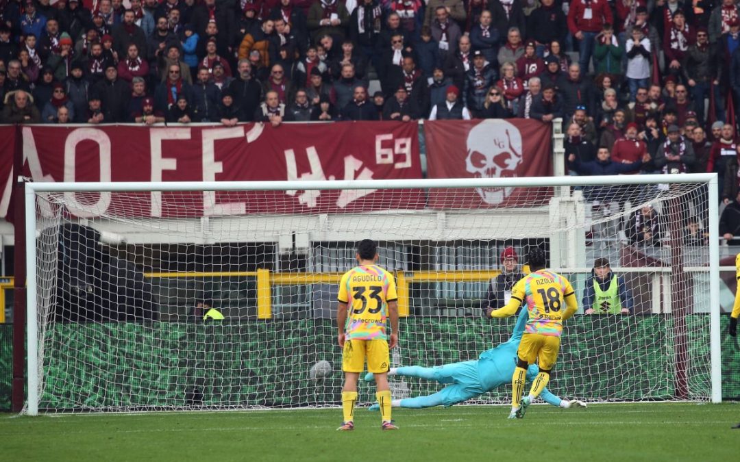 Nzola su rigore, lo Spezia vince in casa del Torino