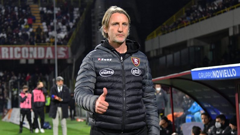 Serie A, è ufficiale: la Salernitana esonera il tecnico Nicola