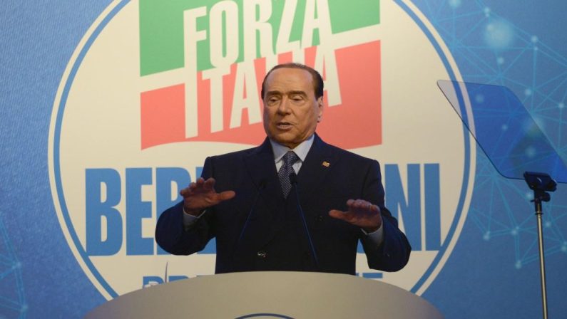 Berlusconi: «In futuro spero in un partito unico come repubblicani Usa»