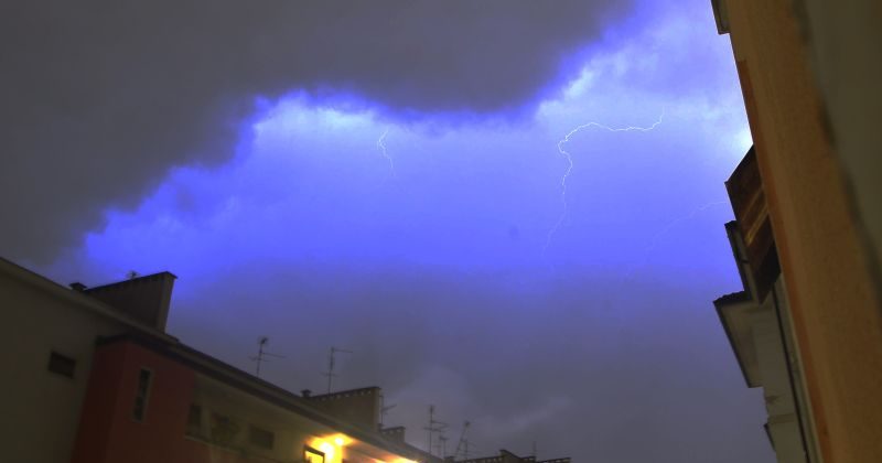 Maltempo, allerta arancione in Campania Gialla in Puglia, Calabria, Basilicata e altre 5 regioni