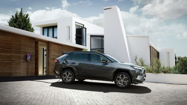 Enel X Way e Toyota insieme per la mobilità sostenibile