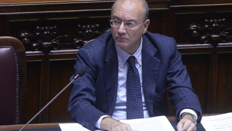 Scuola, Valditara “Agire energicamente contro la dispersione”