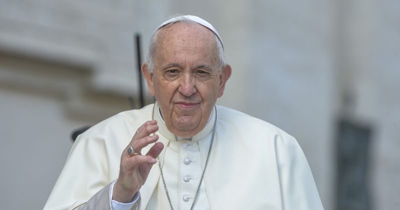Papa Francesco: «Porto in Africa un messaggio di pace»