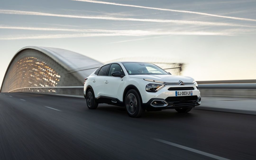 In arrivo la nuova Citroen e-C4 X, 100% elettrica