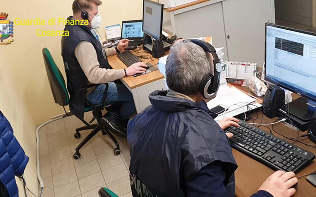 Distrazione di fondi pubblici, sequestati beni a tre imprenditori di Cosenza