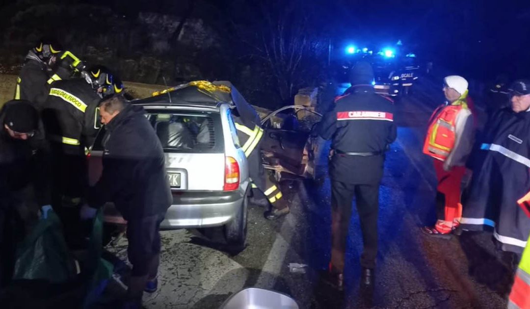 I soccorritori sul luogo dell'incidente
