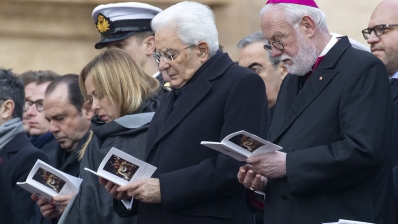 I MURI DELLA CHIESA E DELL'ITALIA