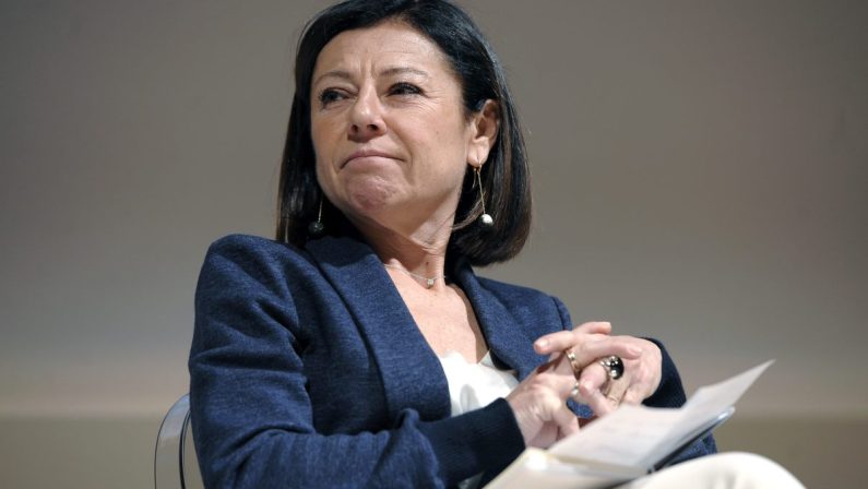 De Micheli “Il Pd deve cambiare per trasformare la società”