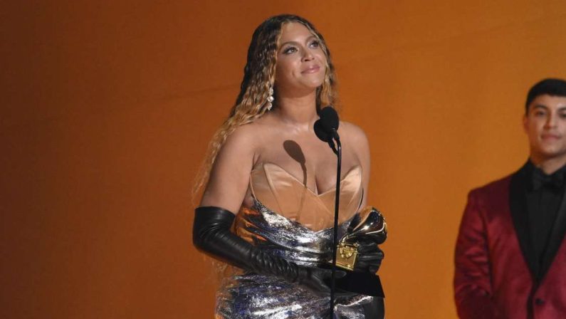 Beyoncè nella storia dei Grammy, niente premio per i Maneskin