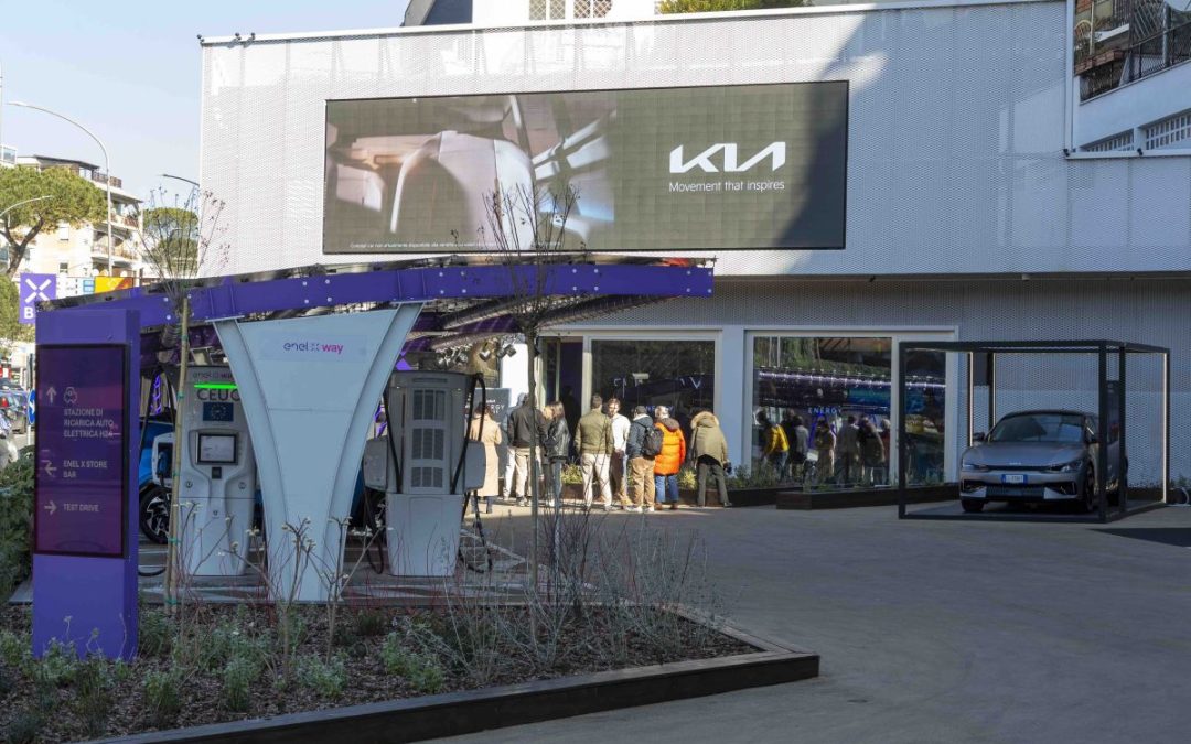 Kia inaugura Energy House a Roma, store dedicato all’elettrificazione