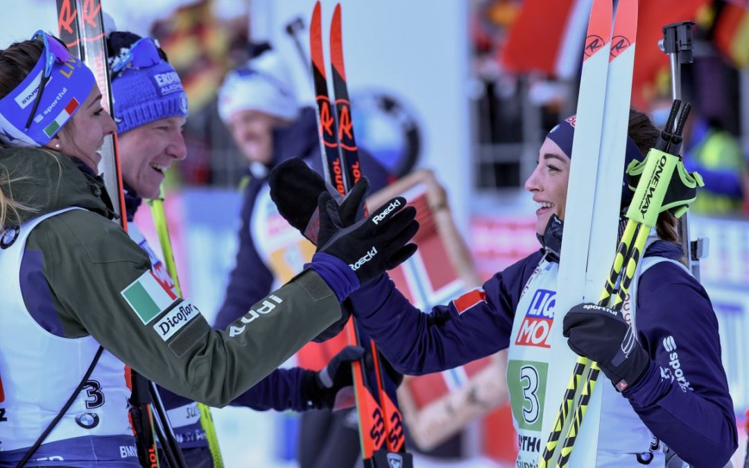 Biathlon, oro mondiale all’Italia nella staffetta donne