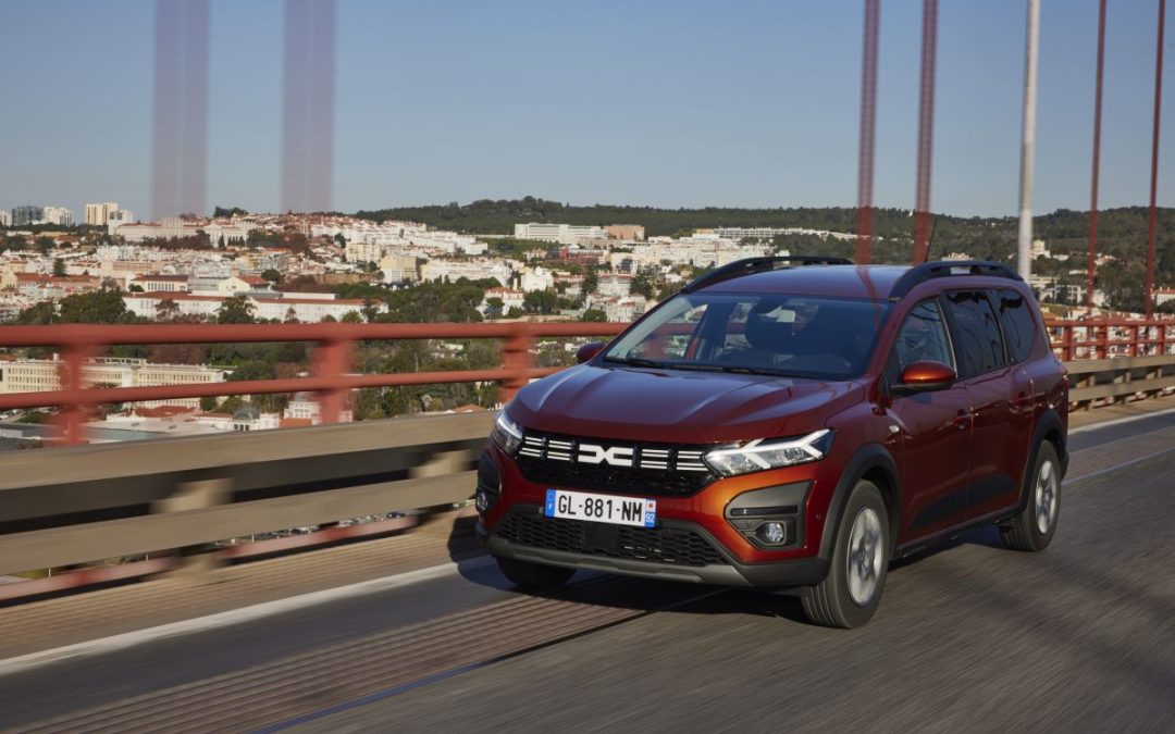 Dacia Jogger Hybrid 140, la family car ibrida più accessibile