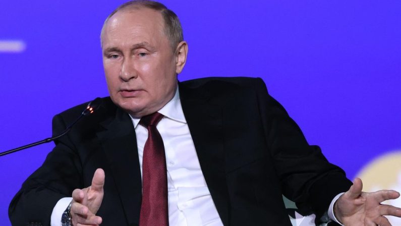 Ucraina, Putin: «Impossibile sconfiggere Russia sul campo di battaglia»