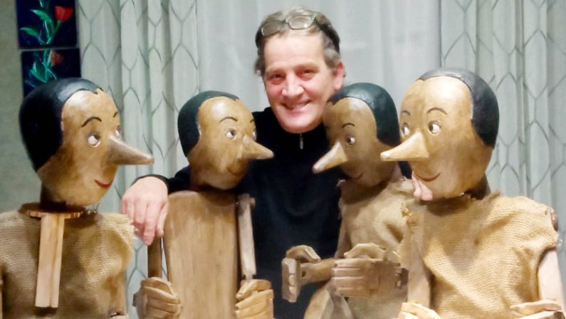 I Pinocchio di legno realizzati dal Geppetto calabrese Giovanni Leonetti