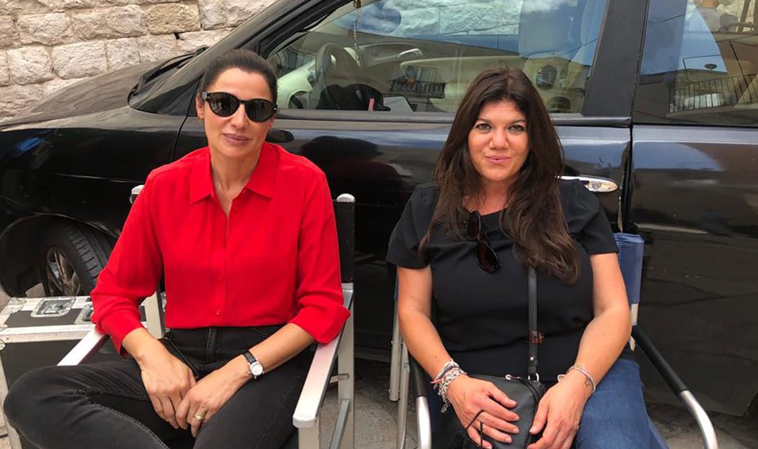 Luisa Ranieri, interprete di Lolita Lobosco, e Gabriella Genisi