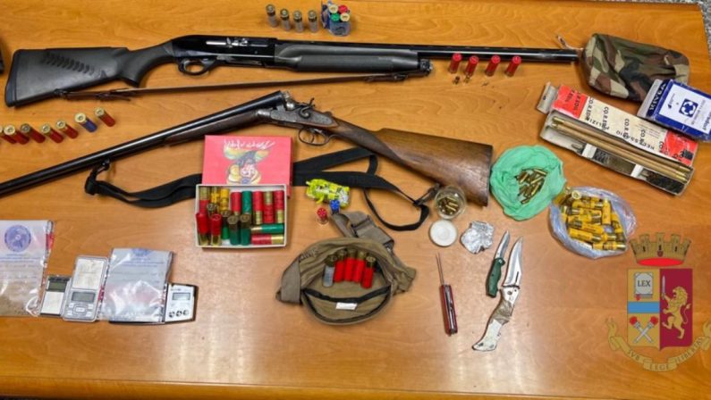 Droga, munizioni e armi: un arresto a Vibo Valentia