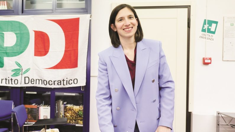 Elly Schlein riesce nell’impresa: è lei la nuova segretaria del Pd