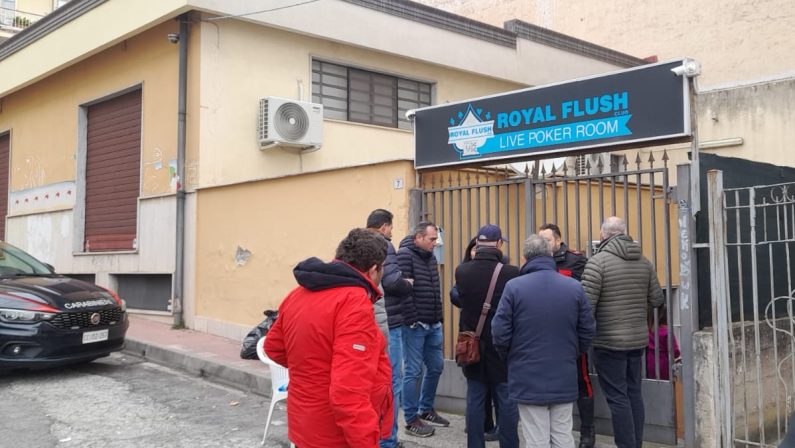 Dramma a Lamezia Terme, 50enne muore durante un torneo di poker