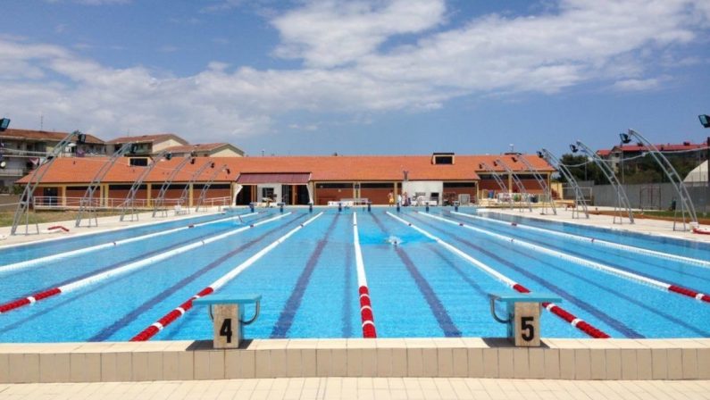Danno erariale per la piscina di Crotone, assolti ex sindaco ed ex assessori