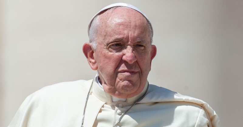 Migranti, Papa Francesco: «Mai più viaggi della morte». Meloni: «Facciamo nostre le sue parole»
