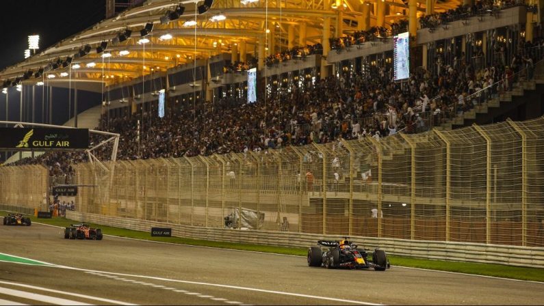 Formula 1 2023, Verstappen vince in Bahrain, Ferrari in difficoltà