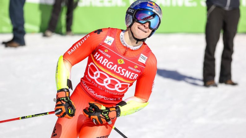 Odermatt guida lo Slalom gigante di Kranjska Gora, Della Vite 6°